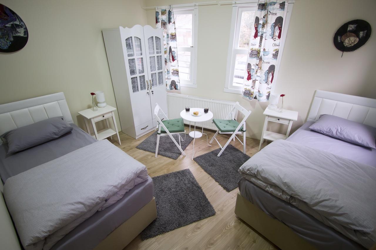 Istanbul Erasmus House Bagian luar foto