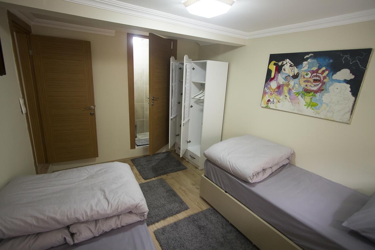 Istanbul Erasmus House Bagian luar foto