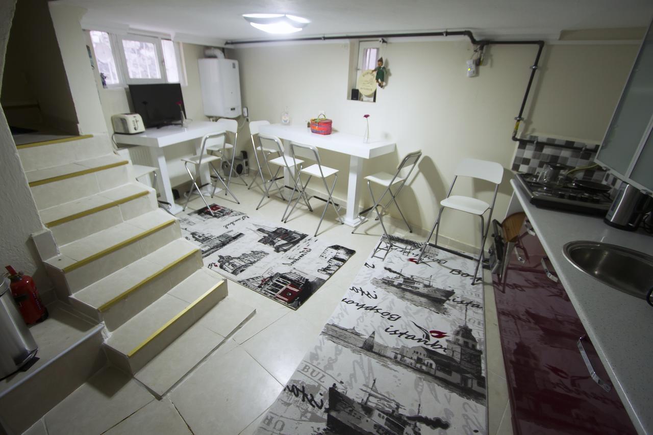 Istanbul Erasmus House Bagian luar foto
