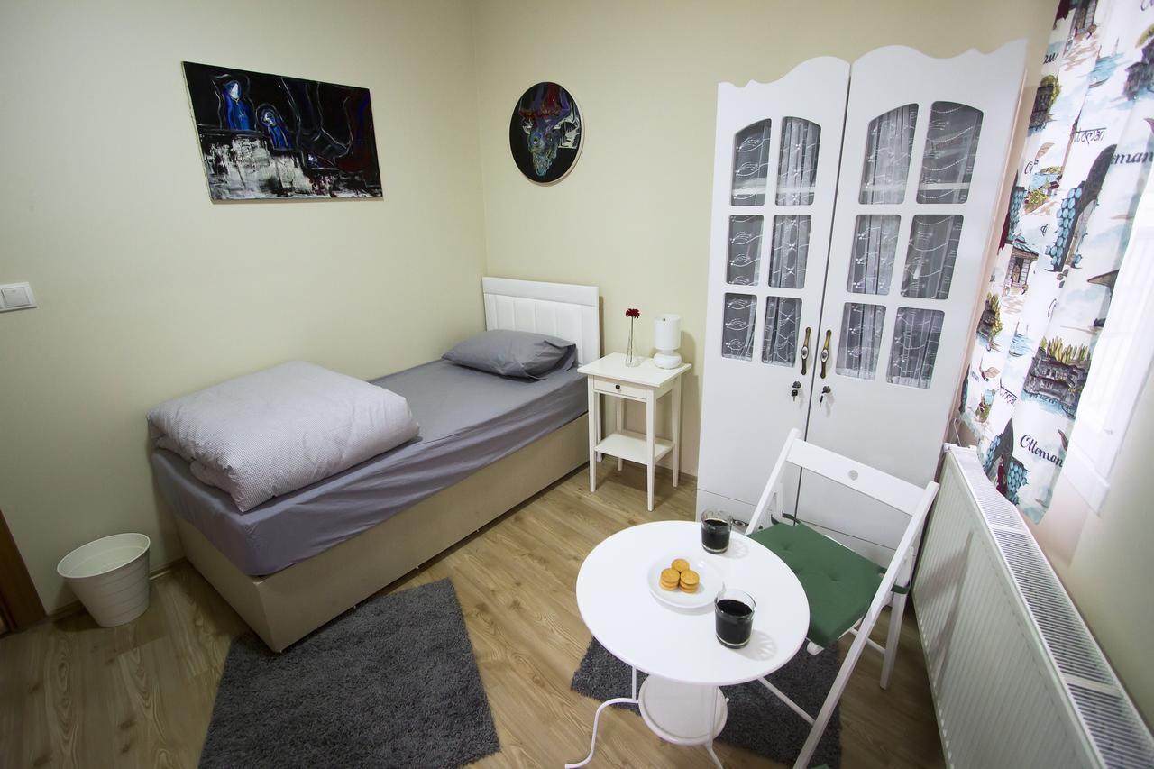 Istanbul Erasmus House Bagian luar foto